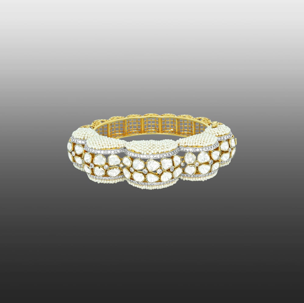 Open-Set Polki Bangle with Full-Cut Diamonds and Pearls